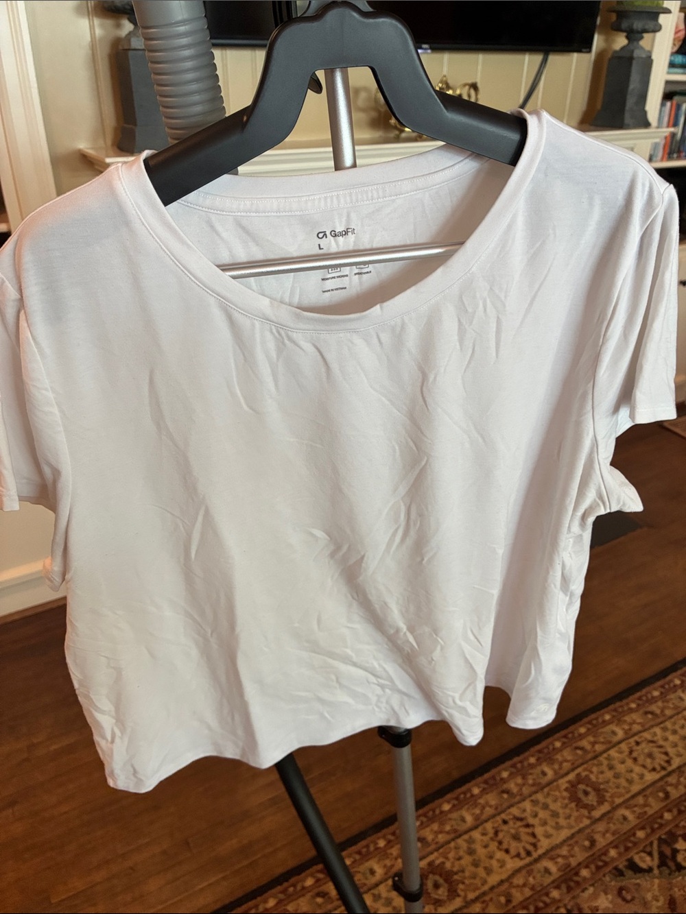 GAP White Short-Sleeve Scoop Neck Tee